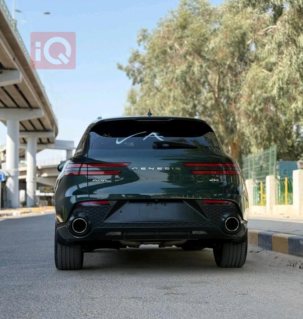 جنسس GV70